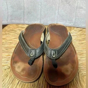 OluKai Kumu Flip Flops Thong Sandals Black Leather Womens US Size 7 Arch Support